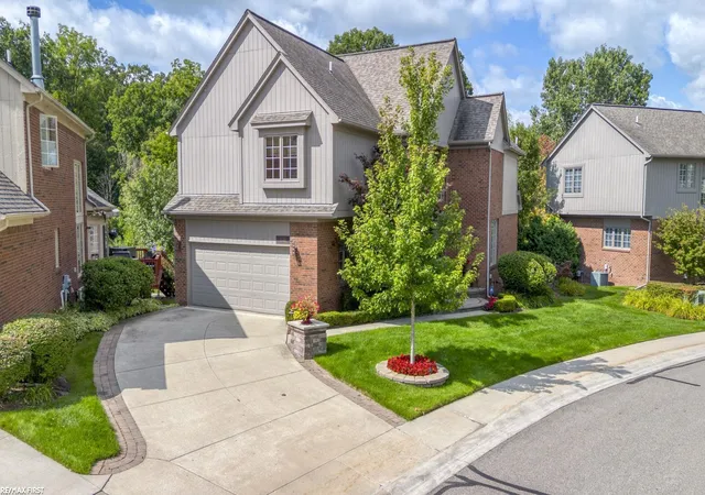 Photo 1 of Sale Pending at 4126 Winter Dr, Shelby Charter Township Macomb, MI 48316 | MLS# 58050220149 | Listing updated on 2026-09-09