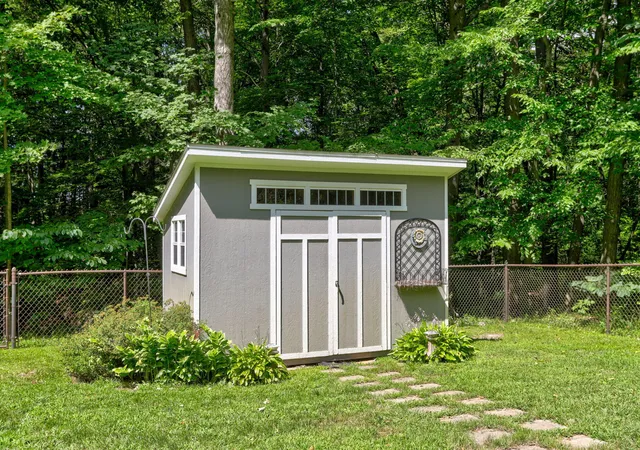 Photo 3 of Single family home for sale at 1130 Fallbrook Trl, Trowbridge Township Allegan, MI 49010 | MLS# 66026045796 | Listing updated on 2026-08-29