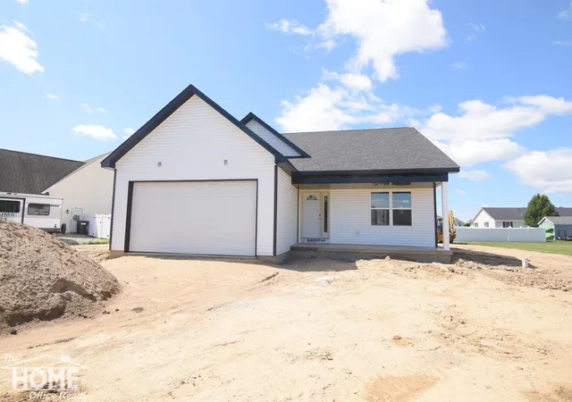 Photo 1 of Single family home for sale at 565 Elizabeth Dr, Caledonia Charter Township Shiawassee, MI 48867 | MLS# 5050220150 | Listing updated on 2026-08-31