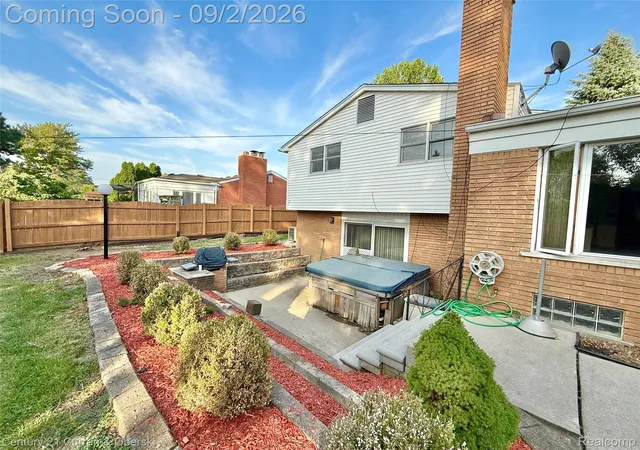 Photo 4 of Single family home for sale at 4580 Parkside Blvd, Allen Park City Wayne, MI 48101 | MLS# 20261069237 | Listing updated on 2026-10-07