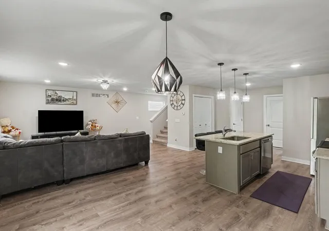 Photo 3 of Single family home for sale at 880 Machnik Dr, Chelsea City Washtenaw, MI 48118 | MLS# 81026045810 | Listing updated on 2026-09-16