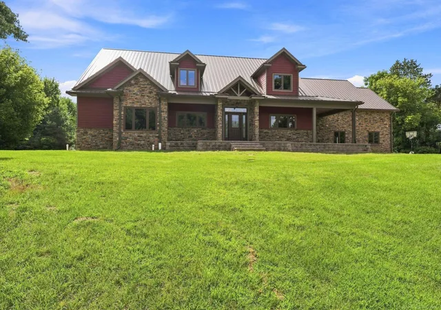 Photo 1 of Mansion for sale at 20600 29 Mile Rd Rd, Ray Township Macomb, MI 48096 | MLS# 58050220157 | Listing updated on 2026-08-31