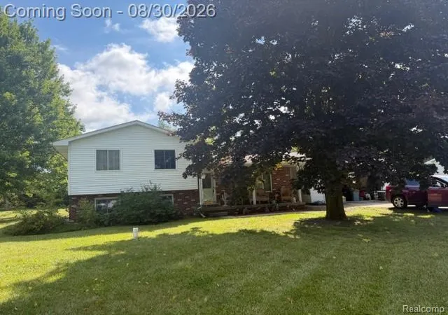Photo 2 of Single family home for sale at 114 Crooked Limb Dr, Lapeer Township Lapeer, MI 48446 | MLS# 20261069250 | Listing updated on 2026-08-30