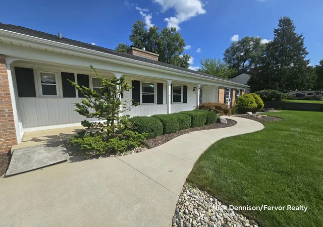 Photo 2 of Single family home for sale at 3520 Chamberlain Ave Se, Grand Rapids City Kent, MI 49508 | MLS# 65026045831 | Listing updated on 2026-09-12