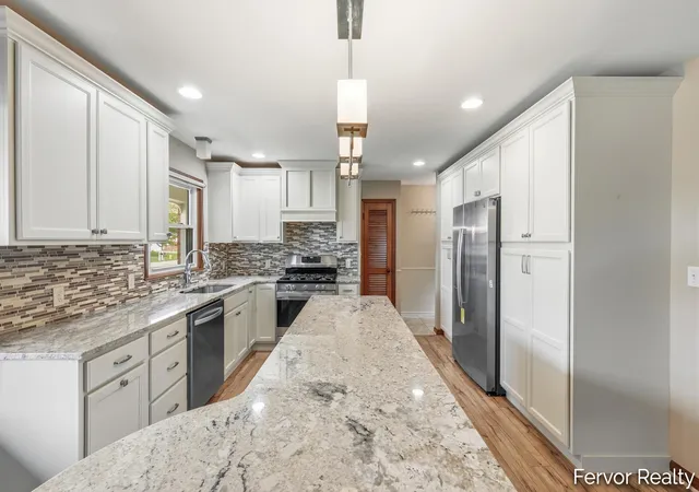 Photo 4 of Single family home for sale at 3520 Chamberlain Ave Se, Grand Rapids City Kent, MI 49508 | MLS# 65026045831 | Listing updated on 2026-09-12