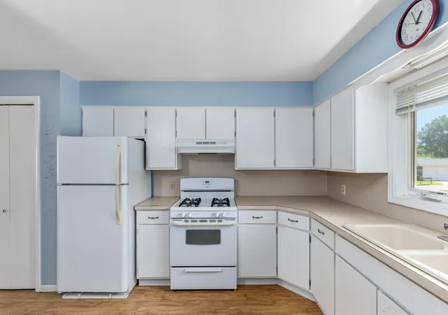 Photo 2 of Condo for sale at 707 Andover St Se, Kentwood City Kent, MI 49548 | MLS# 65026045828 | Listing updated on 2026-09-10