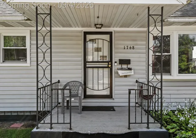 Photo 3 of Single family home for sale at 1768 Hudson St, Muskegon City Muskegon, MI 49441 | MLS# 20261069269 | Listing updated on 2026-09-16