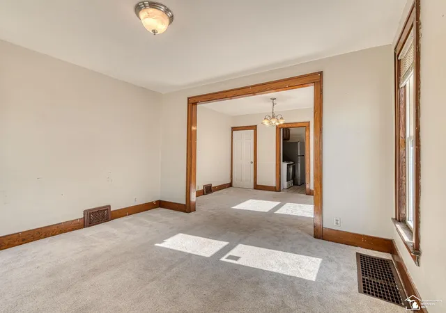 Photo 3 of Single family home for sale at 6 Long Ct, Monroe City Monroe, MI 48161 | MLS# 57050220161 | Listing updated on 2026-09-12