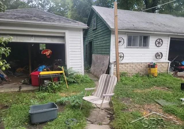 Photo 2 of Single family home for sale at 3031 Jackson St, Carrollton Township Saginaw, MI 44860 | MLS# 61050220164 | Listing updated on 2026-08-28