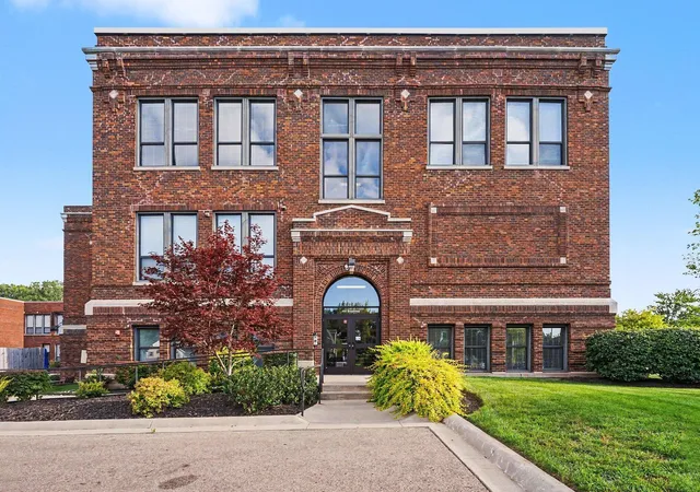 Condo for sale at 460 Broadway St #205, SouthHavenCity_VanBuren, MI 49090 | MLS# 69026045841
