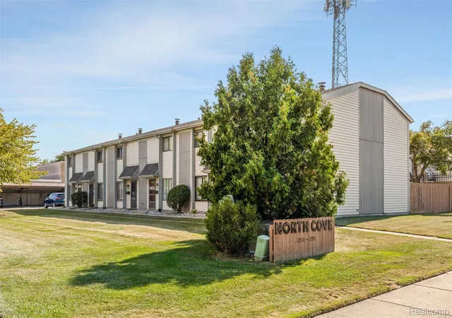 Photo 29 of Condo for sale at 2547 Samoset Rd, Royal Oak City Oakland, MI 48073 | MLS# 20261069284 | Listing updated on 2026-09-08