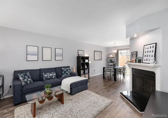 Photo 3 of Condo for sale at 2547 Samoset Rd, Royal Oak City Oakland, MI 48073 | MLS# 20261069284 | Listing updated on 2026-09-19