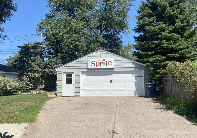 Photo 32 of Single family home for sale at 147 W 29th St, Holland City Ottawa, MI 49423 | MLS# 71026045845 | Listing updated on 2026-09-05