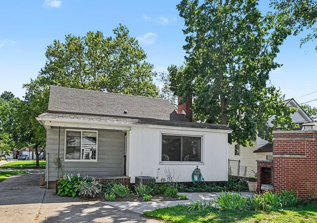 Photo 3 of Single family home for sale at 147 W 29Th St, Holland City Ottawa, MI 49423 | MLS# 71026045845 | Listing updated on 2026-09-05