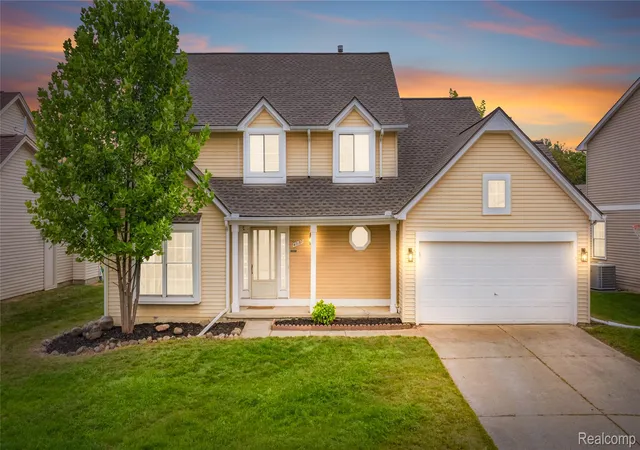 Photo 2 of Single family home for sale at 47197 Scarlet Dr S, Novi City Oakland, MI 48374 | MLS# 20261069286 | Listing updated on 2026-08-29