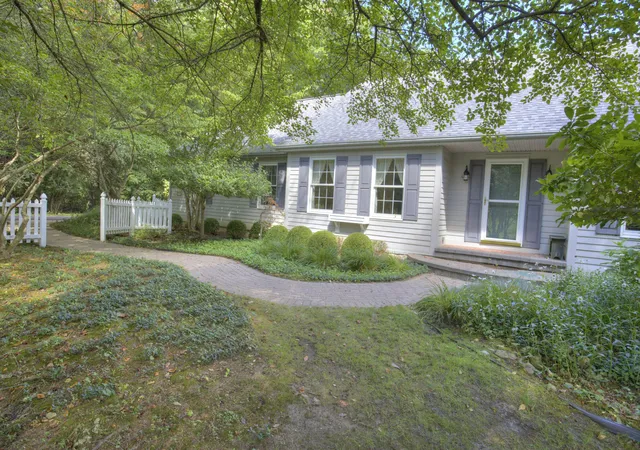 Photo 1 of Single family home for sale at 4890 Mill Run, Summit Township Jackson, MI 49201 | MLS# 55026045854 | Listing updated on 2026-08-28