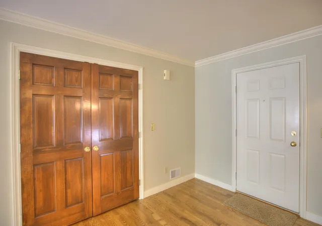 Photo 3 of Single family home for sale at 4890 Mill Run, Summit Township Jackson, MI 49201 | MLS# 55026045854 | Listing updated on 2026-08-28
