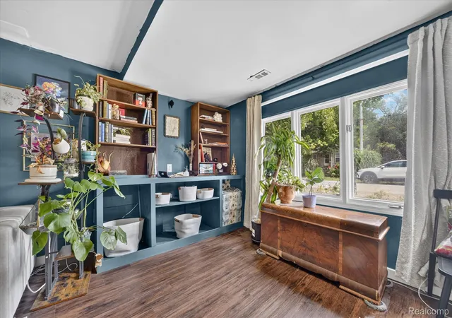 Photo 3 of Single family home for sale at 6089 Hardy Ave, Meridian Charter Township Ingham, MI 48823 | MLS# 20261069296 | Listing updated on 2026-10-10