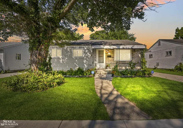 Photo 1 of Single family home for sale at 22101 Masch Ave Ave, Warren City Macomb, MI 48091 | MLS# 58050220180 | Listing updated on 2026-09-06