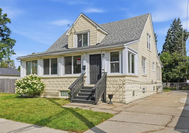 Photo 2 of Single family home for sale at 30 W Granet Ave, Hazel Park City Oakland, MI 48030 | MLS# 20261069301 | Listing updated on 2026-09-04