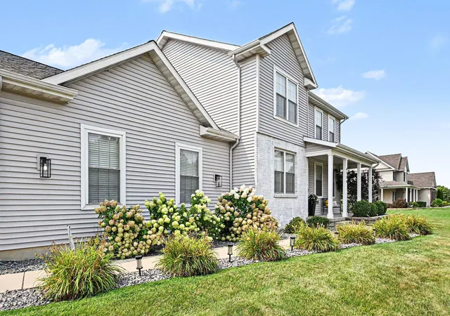Photo 2 of Single family home for sale at 4734 Pleasant Meadow Circle, Royalton Township Berrien, MI 49085 | MLS# 69026045865 | Listing updated on 2026-09-09