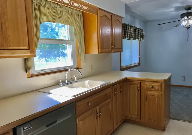 Photo 3 of Single family home for sale at 500 N Kalamazoo St, White Pigeon Village St Joseph, MI 49099 | MLS# 68026045873 | Listing updated on 2026-08-28