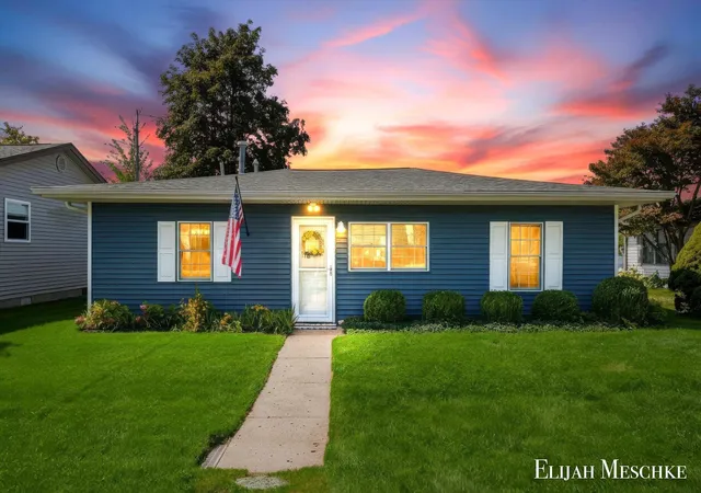 Photo 3 of Single family home for sale at 1970 Parker Dr, Yankee Springs Township Barry, MI 49348 | MLS# 65026045878 | Listing updated on 2026-09-01