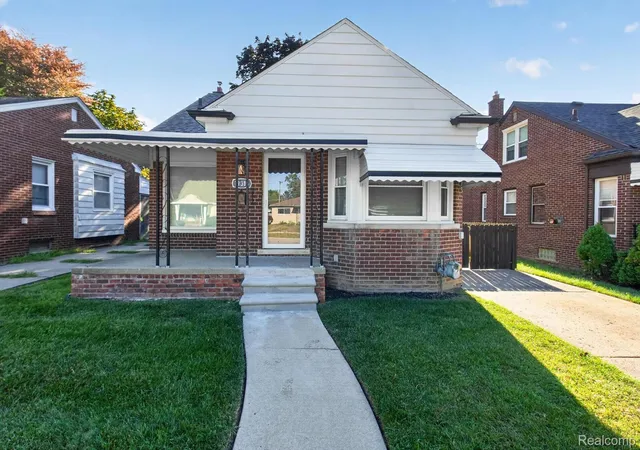 Photo 1 of Single family home for sale at 11316 Marion, Redford Charter Township Wayne, MI 48239 | MLS# 20261069312 | Listing updated on 2026-08-29