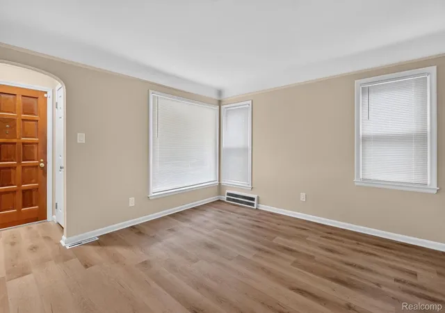 Photo 4 of Single family home for sale at 11316 Marion, Redford Charter Township Wayne, MI 48239 | MLS# 20261069312 | Listing updated on 2026-08-29