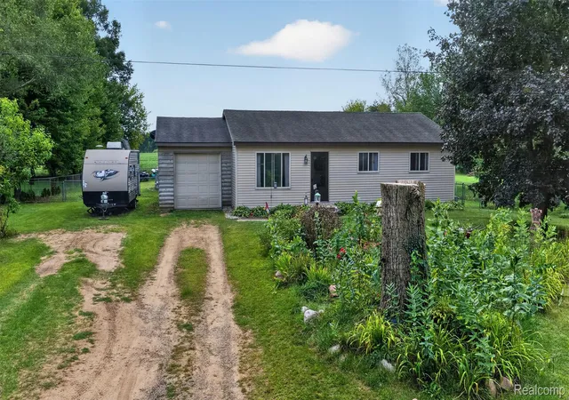 Photo 1 of Single family home for sale at 4855 Briggs Rd, Marathon Township Lapeer, MI 48464 | MLS# 20261069327 | Listing updated on 2026-09-16