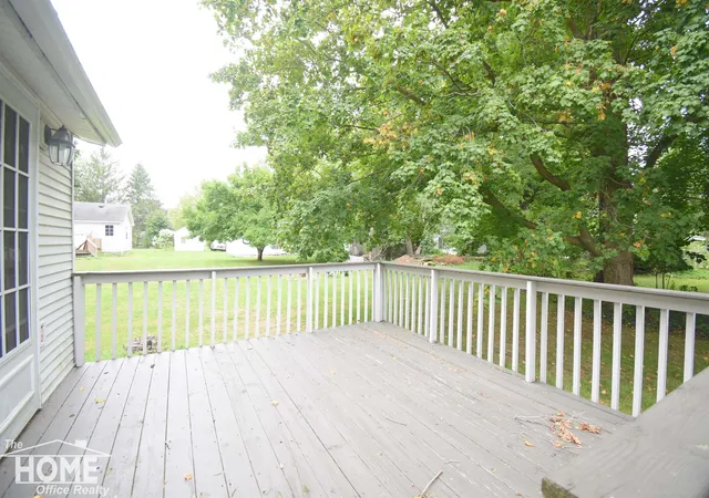 Photo 2 of Single family home for sale at 231 Adelaide St, Maple Rapids Village Clinton, MI 48853 | MLS# 5050220196 | Listing updated on 2026-08-30