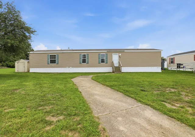 Single family home for sale at 1301 Shadowridge Dr, YankeeSpringsTownship_Barry, MI 49348 | MLS# 65026045908