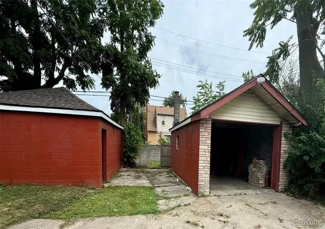 Photo 2 of Single family home for sale at 421 Polk Ave, River Rouge City Wayne, MI 48218 | MLS# 20261069350 | Listing updated on 2026-08-30