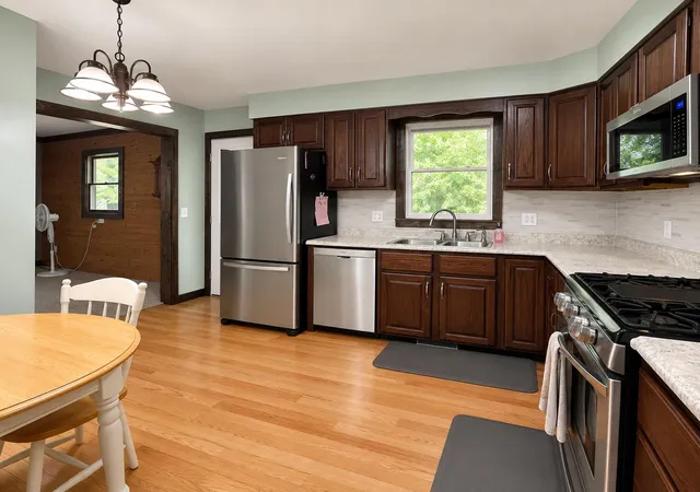 Photo 4 of Single family home for sale at 9823 N Calgary Dr, Morton Township Mecosta, MI 49346 | MLS# 72026045911 | Listing updated on 2026-09-16