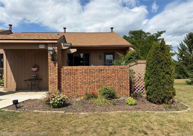 Photo 1 of Condo for sale at 25381 Potomac Dr #6, South Lyon City Oakland, MI 48178 | MLS# 20261069351 | Listing updated on 2026-09-01