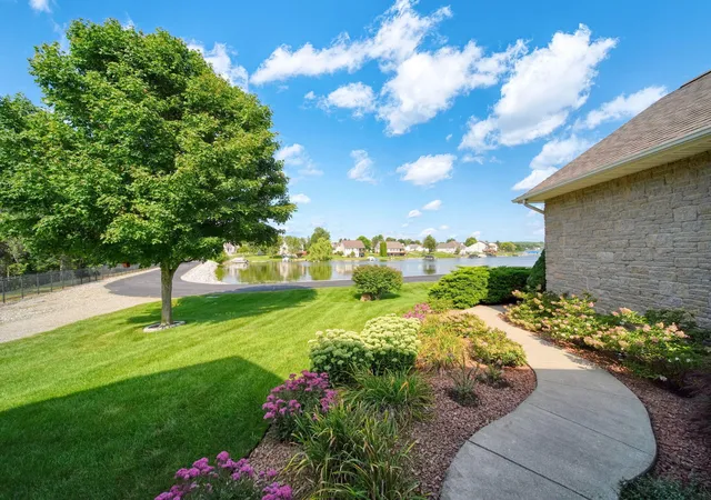 Photo 4 of Single family home for sale at 7601 Stonehedge Dr, Cambridge Township Lenawee, MI 49265 | MLS# 81026045917 | Listing updated on 2026-08-31