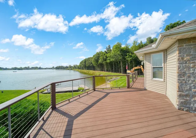 Photo 5 of Single family home for sale at 7601 Stonehedge Dr, Cambridge Township Lenawee, MI 49265 | MLS# 81026045917 | Listing updated on 2026-08-31