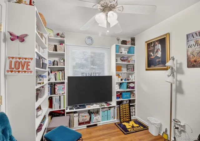 Photo 3 of Single family home for sale at 1287 Hunter Ave, Ypsilanti, MI 48198 | MLS# 20261069357 | Listing updated on 2026-09-15
