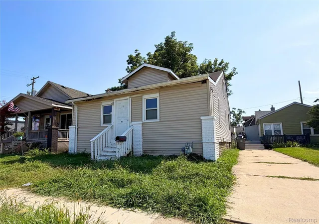 Photo 1 of Single family home for sale at 13 Ridge St, Ecorse City Wayne, MI 48229 | MLS# 20261069369 | Listing updated on 2026-08-29