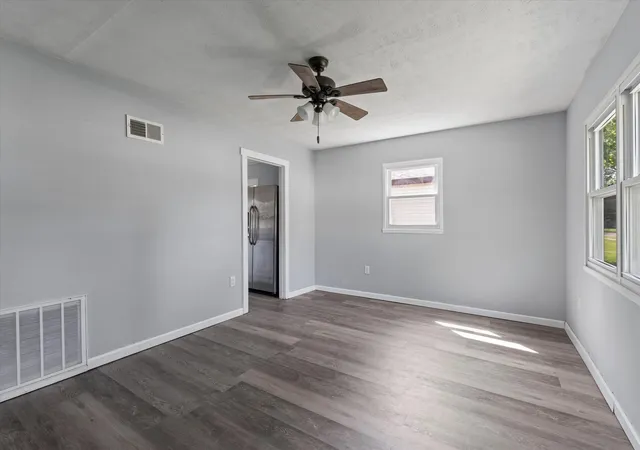 Photo 2 of Single family home for sale at 1822 Sycamore St, Niles Township Berrien, MI 49120 | MLS# 69026045939 | Listing updated on 2026-09-02