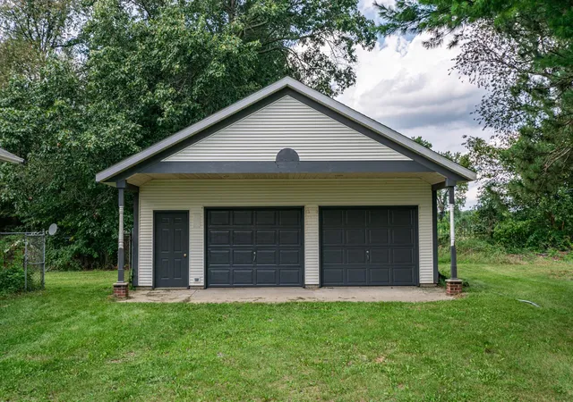 Photo 3 of Single family home for sale at 11019 F Dr S, Newton Township Calhoun, MI 49033 | MLS# 64026045942 | Listing updated on 2026-09-08