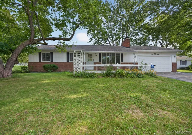 Photo 1 of Sale Pending at 12055 W Pierson Rd, Flushing Charter Township Genesee, MI 48433 | MLS# 20261069381 | Listing updated on 2026-09-17