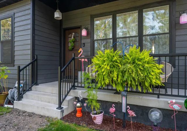 Photo 1 of Single family home for sale at 4617 N Coloma Rd, Coloma Charter Township Berrien, MI 49038 | MLS# 69026045952 | Listing updated on 2026-09-11