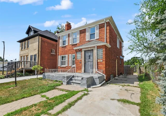 Photo 2 of Single family home for sale at 3336 Waverly St, Detroit City Wayne, MI 48238 | MLS# 20261069395 | Listing updated on 2026-08-30