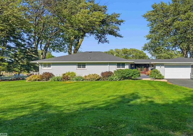Photo 2 of Single family home for sale at 39734 Cove St, Harrison Charter Township Macomb, MI 48045 | MLS# 58050220216 | Listing updated on 2026-09-04