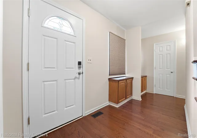 Photo 5 of Condo for sale at 24540 Olde Orchard St #29, Novi City Oakland, MI 48375 | MLS# 20261069404 | Listing updated on 2026-09-04