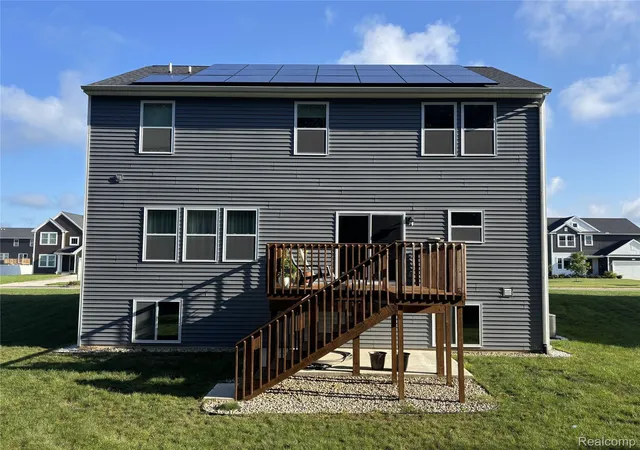 Photo 3 of Single family home for sale at 5149 Mclin Dr, Texas Charter Township Kalamazoo, MI 49009 | MLS# 20261069407 | Listing updated on 2026-09-18