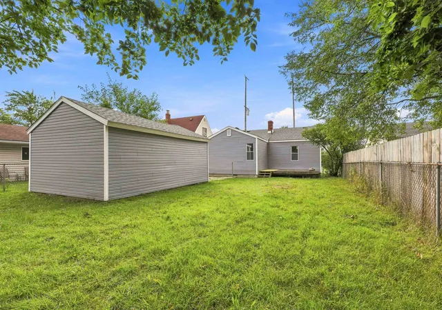 Photo 3 of Single family home for sale at 4209 Cuthbertson St, Flint City Genesee, MI 48507 | MLS# 5050220226 | Listing updated on 2026-09-16