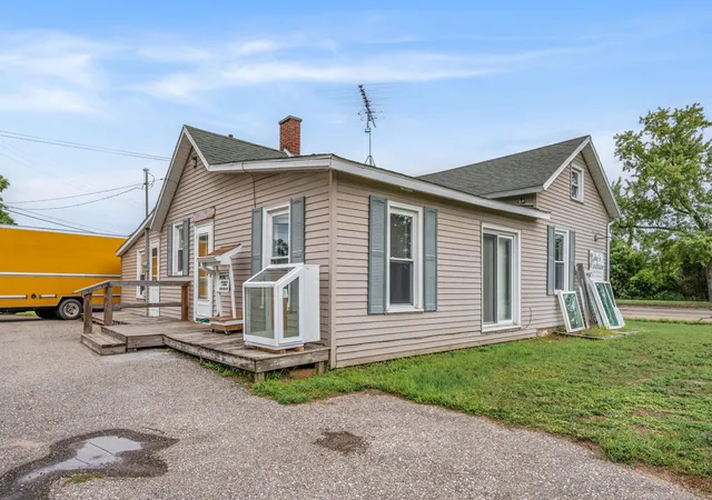 Photo 3 of Single family home for sale at 1103 N State St, Big Rapids City Mecosta, MI 49307 | MLS# 72026045973 | Listing updated on 2026-08-29