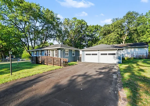 Photo 2 of Single family home for sale at 1207 Elkerton Ave, Kalamazoo Charter Township Kalamazoo, MI 49048 | MLS# 66026045977 | Listing updated on 2026-09-11